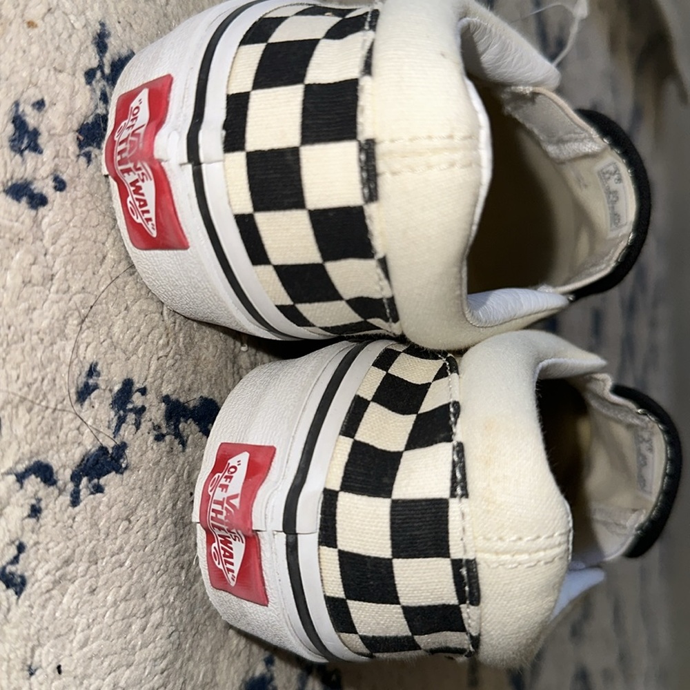 Vans - Picture 4 of 5